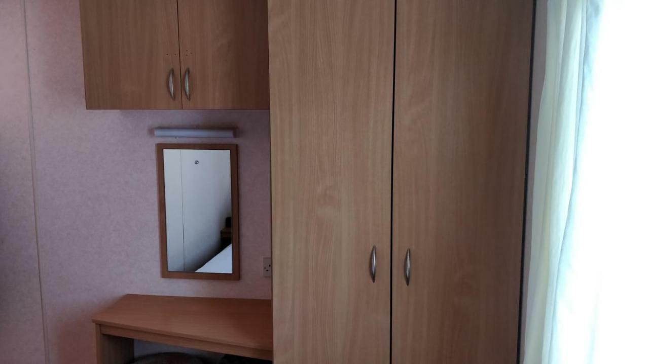 Отель 8 Berth Sealands Инголдмелс Экстерьер фото
